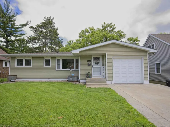 1037 West Wisconsin Street, Portage, WI 53901