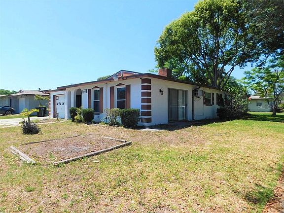 2nd image of 2452 Santana Ave
