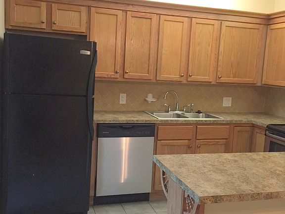 2nd image of 6007 SE Riverboat Dr