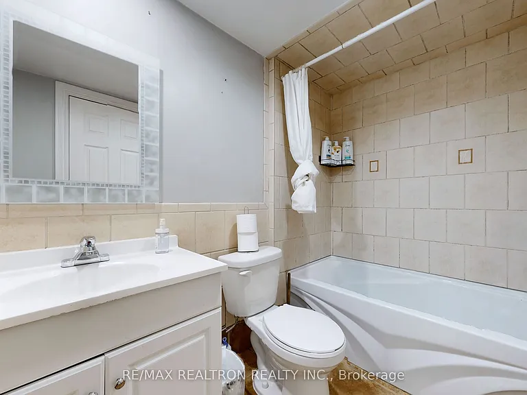 322 Miami Dr #GROUND FLR — Photo 16