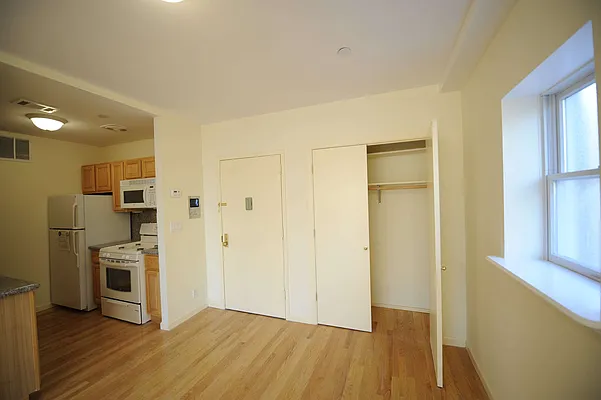 Rented by KA Realty Group Inc | media 10