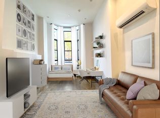 1176 Park Pl #1D, Brooklyn, NY 11213