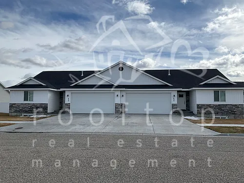 633 Lincoln St Photo 1