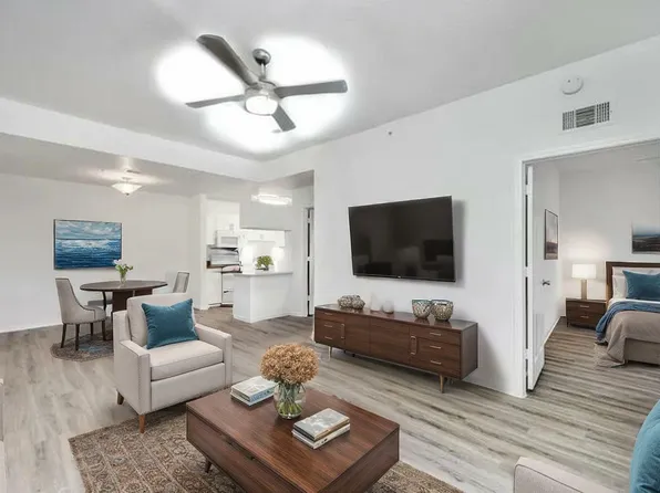 Uptown Palms Apartments