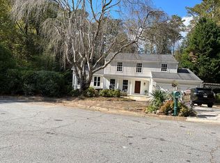 5669 Knox Ct, Peachtree Corners, GA 30092