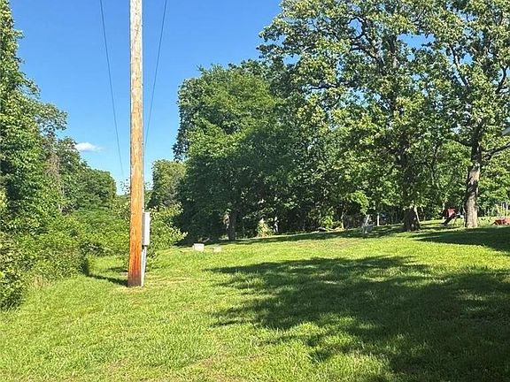 4th image of 17335 Highway 133