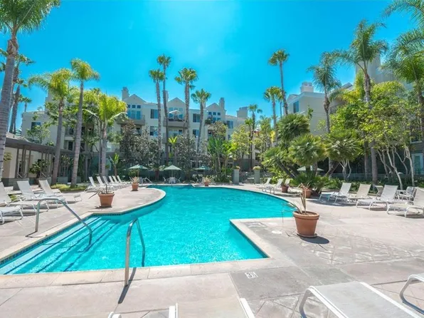 2233 Martin, Irvine, CA