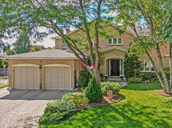 8 Chalmers Ct, Brampton, ON L6Z 3G9
