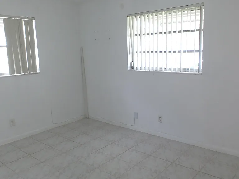 9459 SW 51st Ct — Photo 23