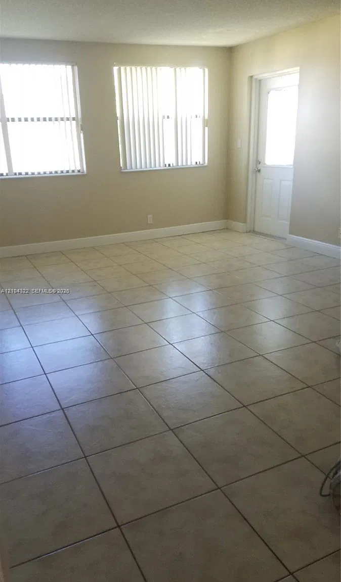 Las Vistas At Doral Condo — Photo 3