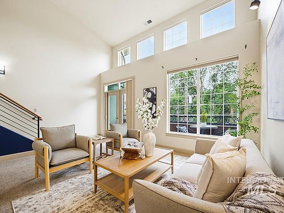 3rd image of 1207 W Fort St APT 216