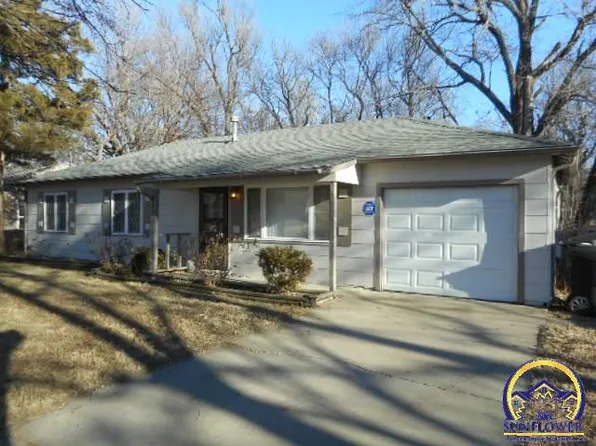 3582 SW Kirklawn Ave, Topeka, KS 66611