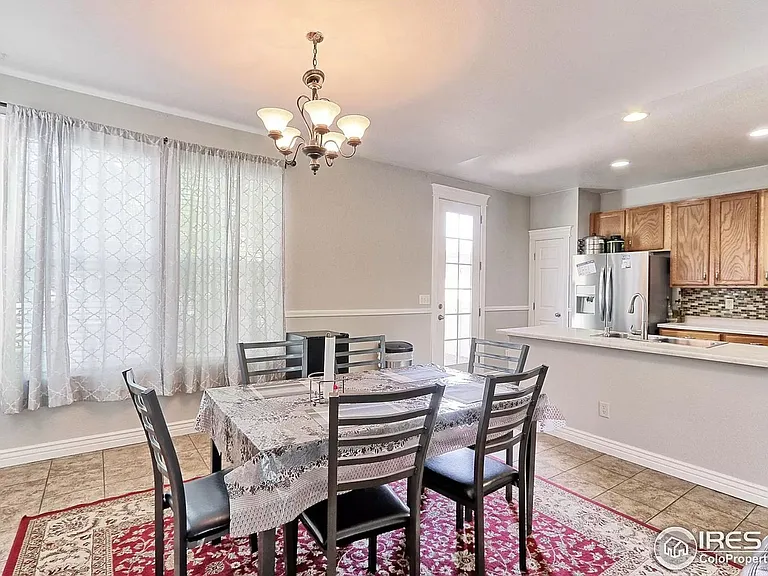 363 Casper Dr — Photo 4
