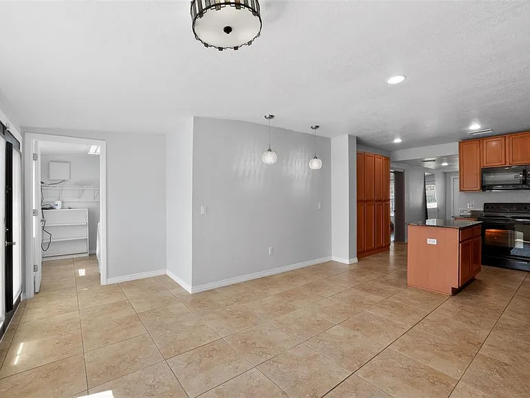 3240 Apfel Rd — Photo 19