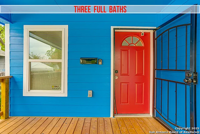 3 bed, 3.0 bath, 1650 sqft, $2,300 — Photo 4