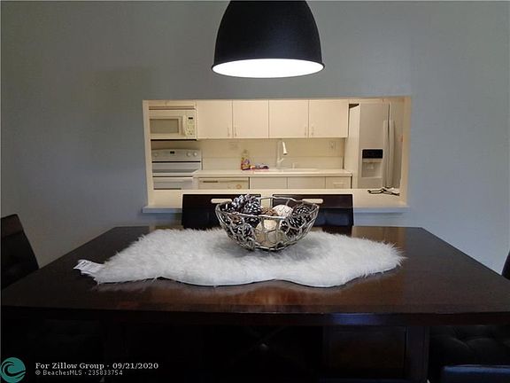 4th image of 9805 NW 52nd St APT 218