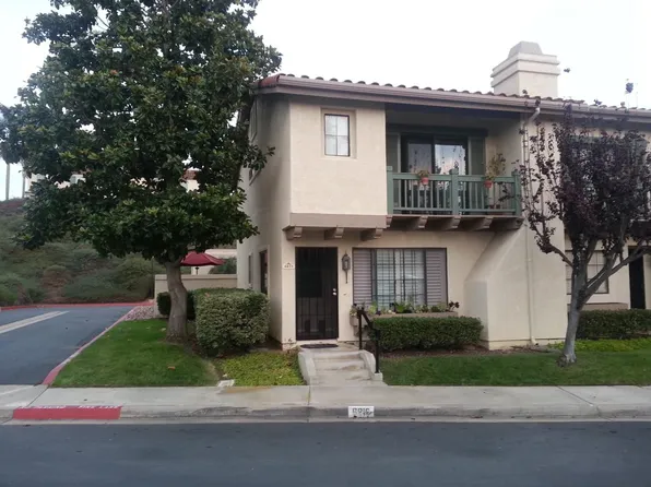 6810 Maple Leaf Dr, Carlsbad, CA 92011