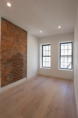 Rented by Metropolitan Property Group | media 51