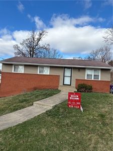 330 Ohiopyle Dr, Pittsburgh, PA, 15239