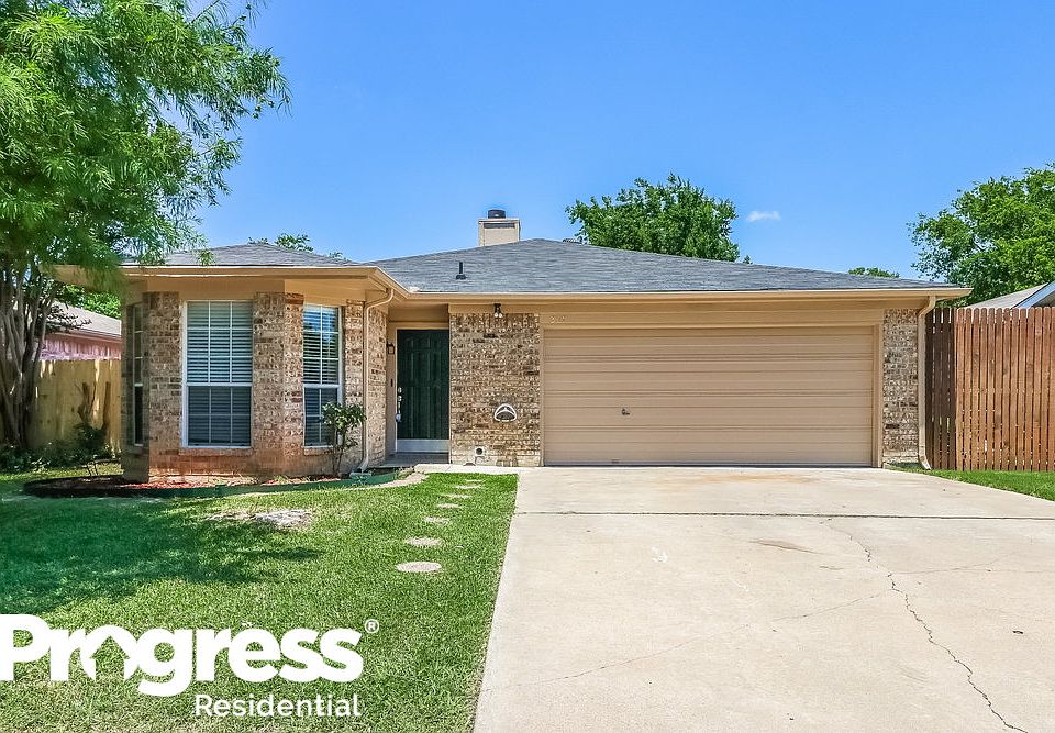 1st image of 307 Moss Hill Dr
