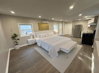 950 Route 9 #D, Castleton On Hudson, NY 12033