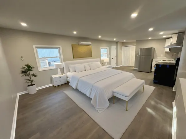 950 Route 9 #D, Castleton On Hudson, NY 12033