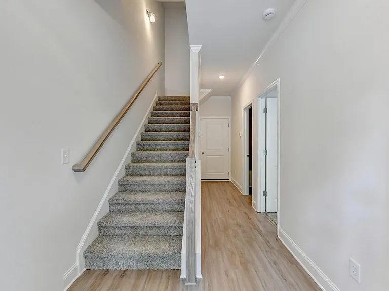 5477 Blossomwood Trl — Photo 11