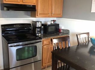 22 Pearl St APT C, Dover, NH 03820
