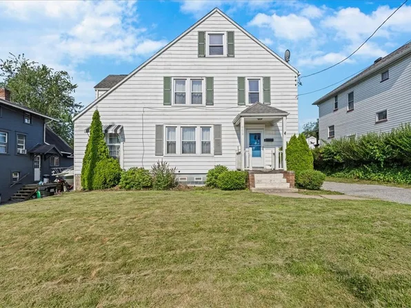 903 School St, Beaver Falls, PA 15010