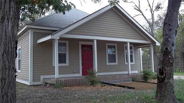 1st image of 206 Bethel St