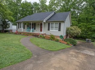 2438 Applegate Dr, Concord, NC 28027