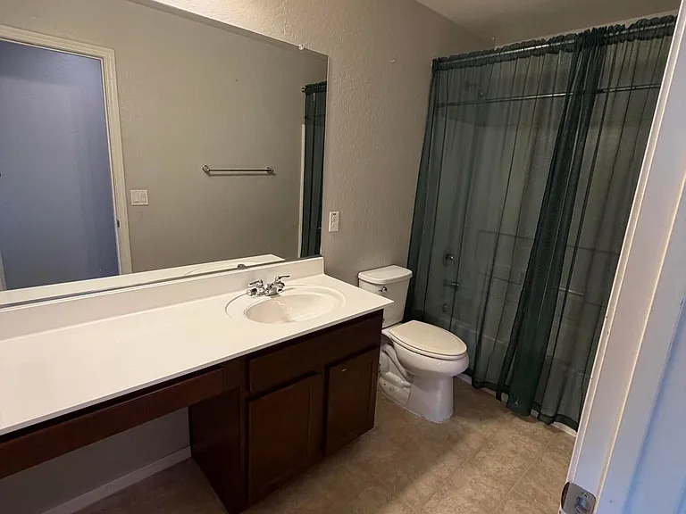 16576 W Jenan Dr — Photo 12