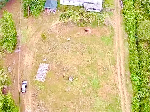 2039 Daffin Lake Rd, Southport, FL 32409
