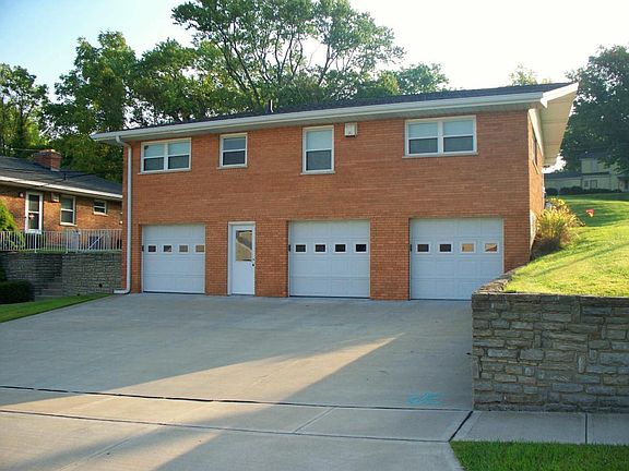 Note each apartment has a garage with electric opened. Each