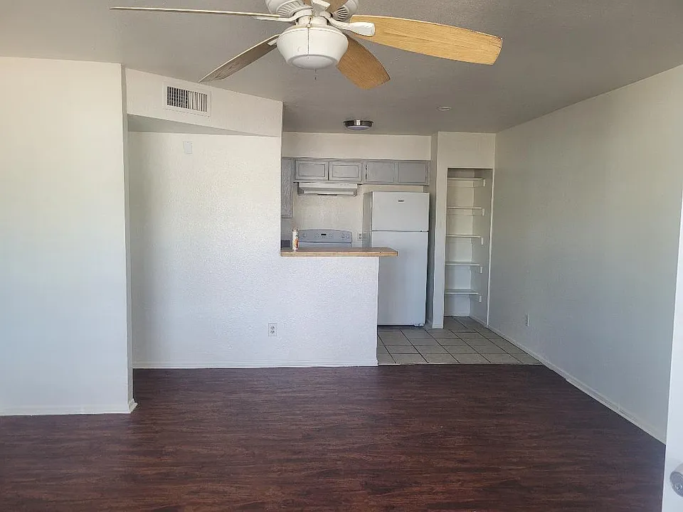 444 E Southern Ave