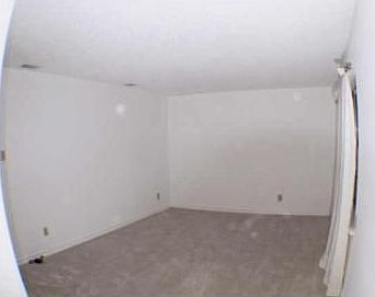 2nd image of 1804 Oakhurst Dr