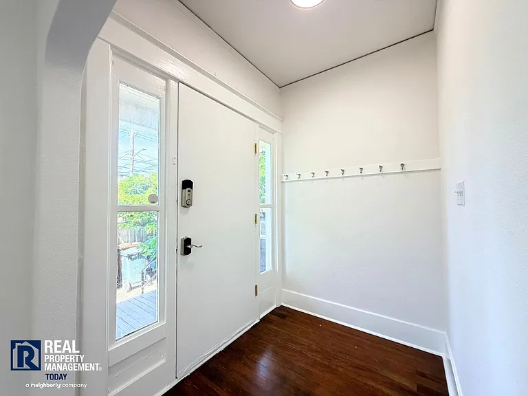 1414 Earnest S Brazill St — Photo 5