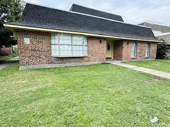 4413 Woodland Dr #4413