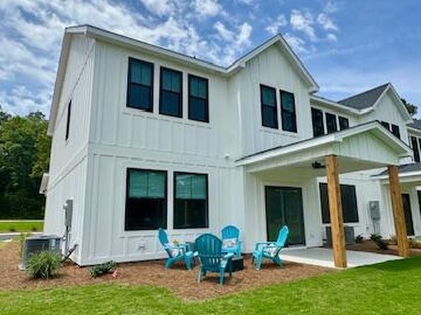 103 Star Lake Circle #D, Cape Carteret, NC 28584