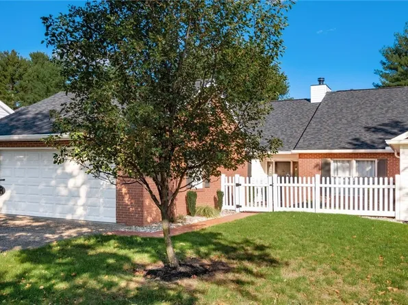 2968 Greenpointe Way, Zanesville, OH 43701
