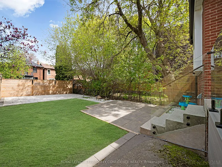 68 Cranbrooke Ave — Photo 27