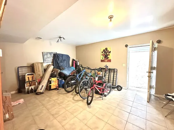 47 Jewett Avenue image 21 of 25