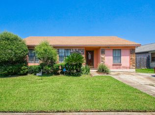 2713 Highland Dr N, Gretna, LA 70056