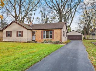 4513 W Dunwood Rd, Brown Deer, WI 53223