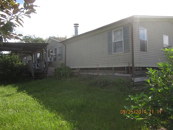 2nd image of 42845 Jewell Dr