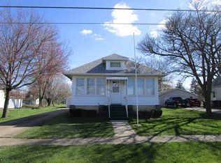 338 E Pearl St, Geneseo, IL 61254
