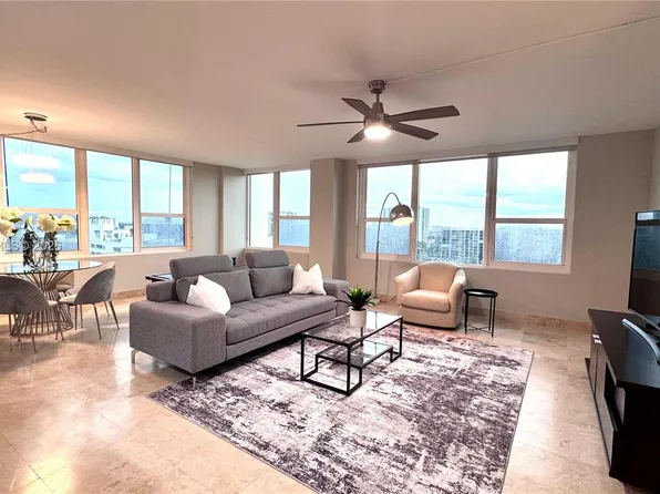 3505 S Ocean Dr, Hollywood, FL