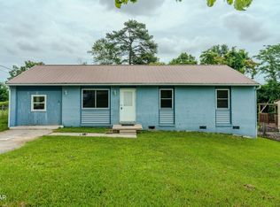 910 Lloyd St, Morristown, TN 37814