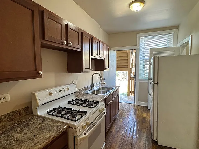 7332 S Lowe Ave #1 — Photo 16