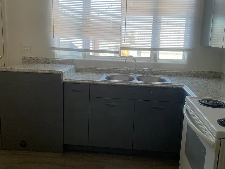 1550 Durazno St #3 — Photo 5